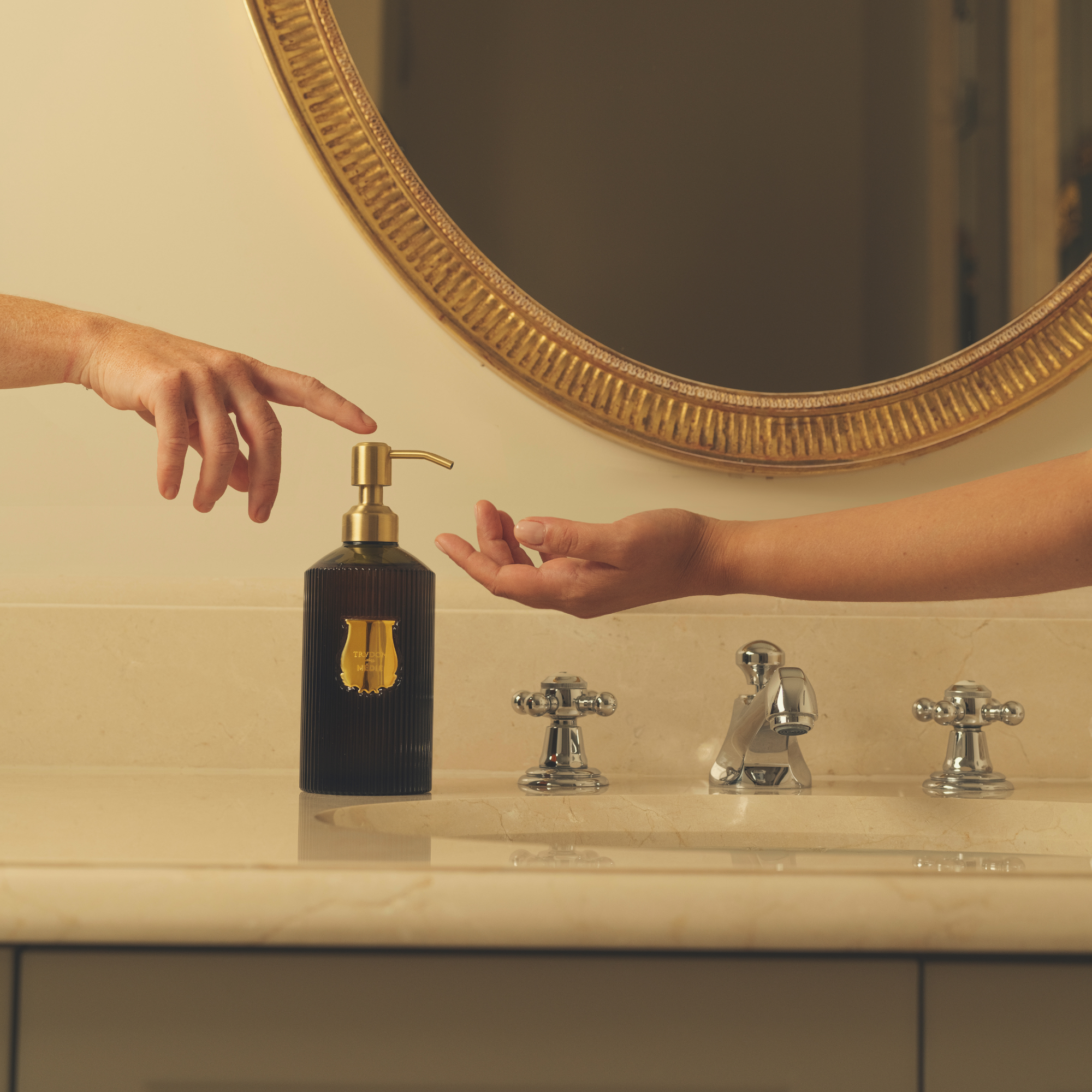 Médie Liquid Hand Soap 350ml - Image 3